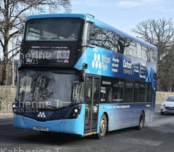 Image of Thames Travel vehicle 662. Taken by Katherine T at 09:15:00 on 2025.03.14