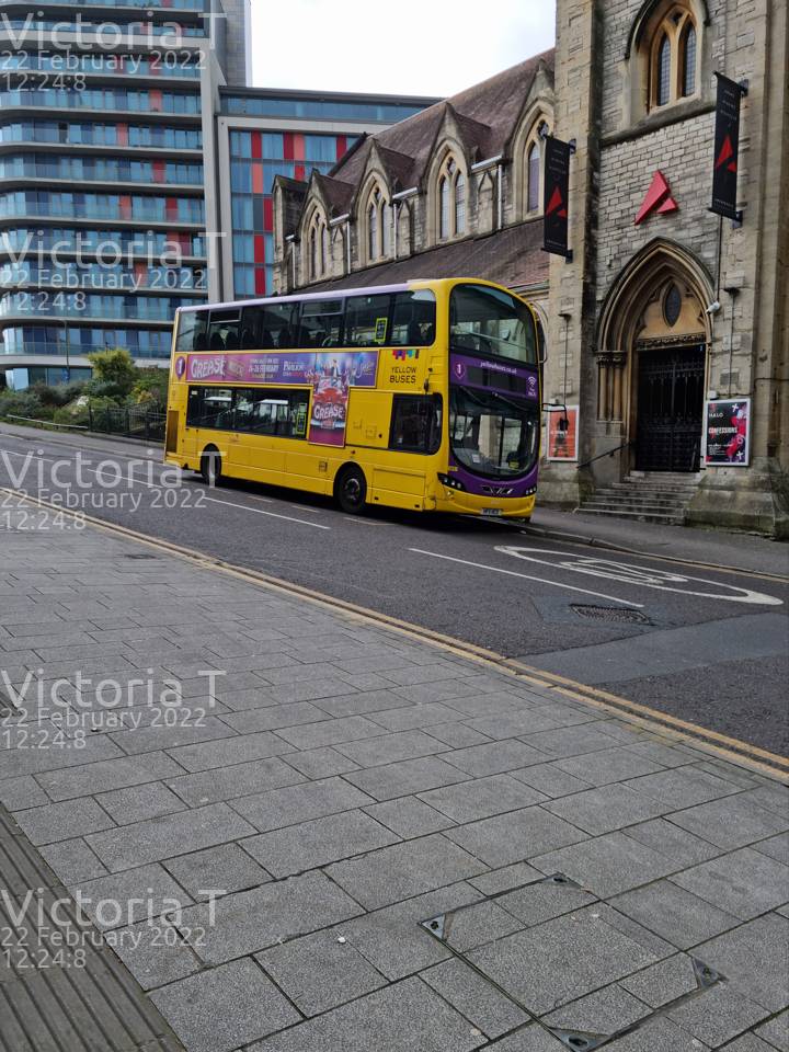 Image of Yellow Buses vehicle 5051. Taken by Victoria T at 12:24:08 on 2022.02.22