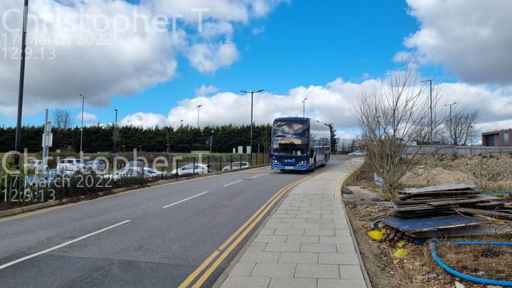 Image of Oxford Bus Company vehicle 70. Taken by Katherine T at 12:09:13 on 2022.03.17