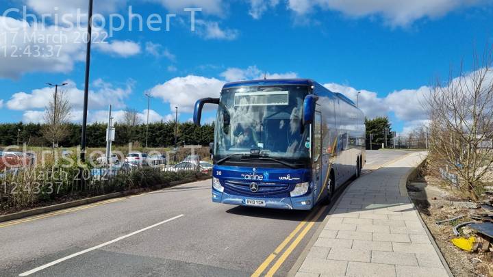 Image of Oxford Bus Company vehicle 30. Taken by Katherine T at 12:43:37 on 2022.03.17