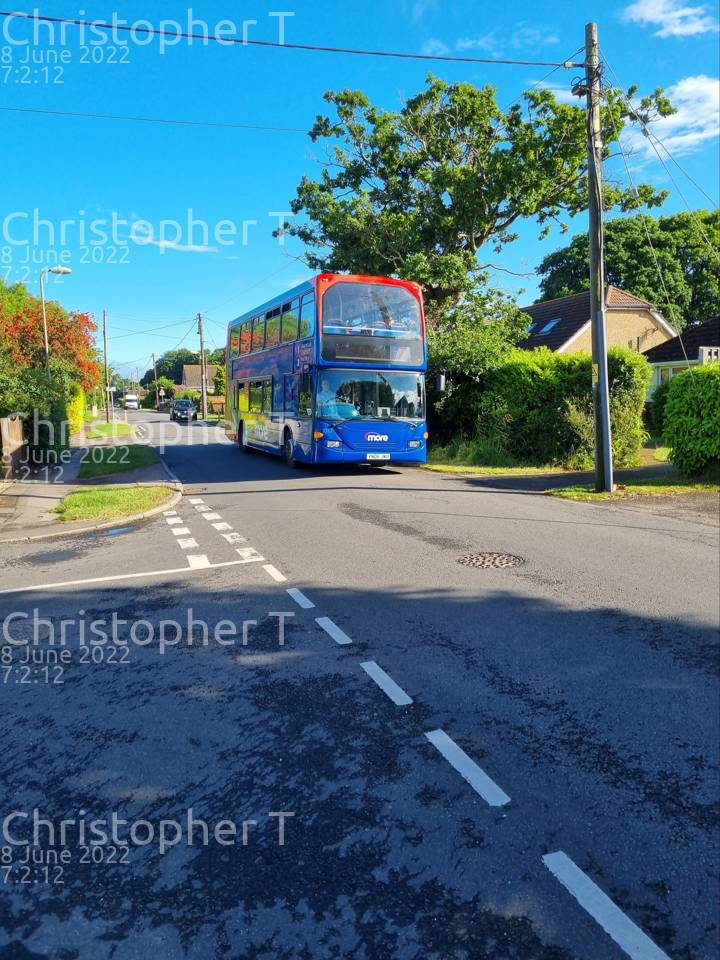 Image of MoreBus vehicle 1017. Taken by Katherine T at 07:02:12 on 2022.06.08