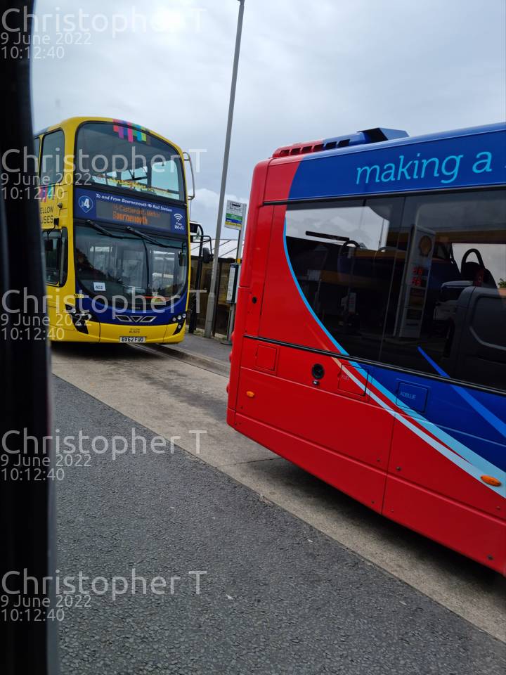 Image of Yellow Buses vehicle 5073. Taken by Katherine T at 10:12:40 on 2022.06.09