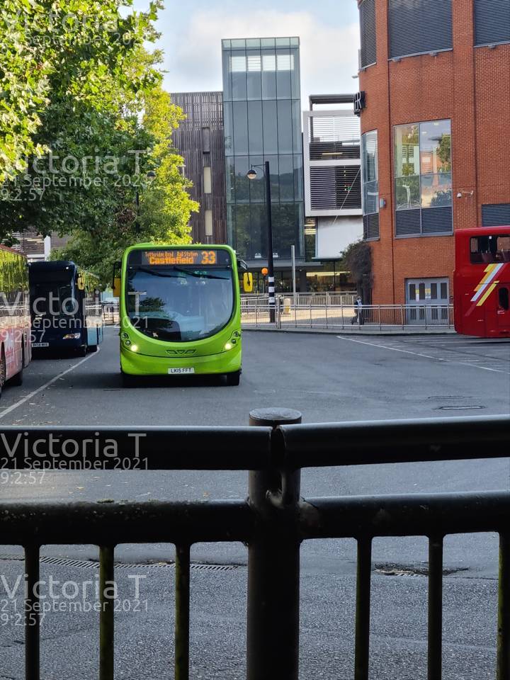 Image of Arriva Beds & Bucks vehicle 2325. Taken by Victoria T at 09:02:57 on 2021.09.21