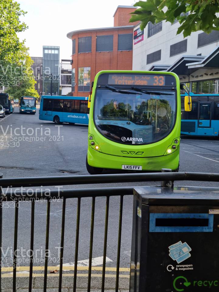 Image of Arriva Beds & Bucks vehicle 2327. Taken by Victoria T at 09:05:30 on 2021.09.21