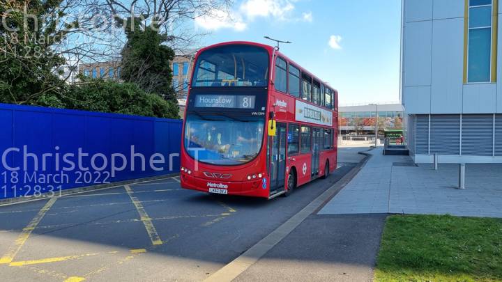 Image of Metroline London vehicle VW1399. Taken by Katherine T at 11:28:31 on 2022.03.18