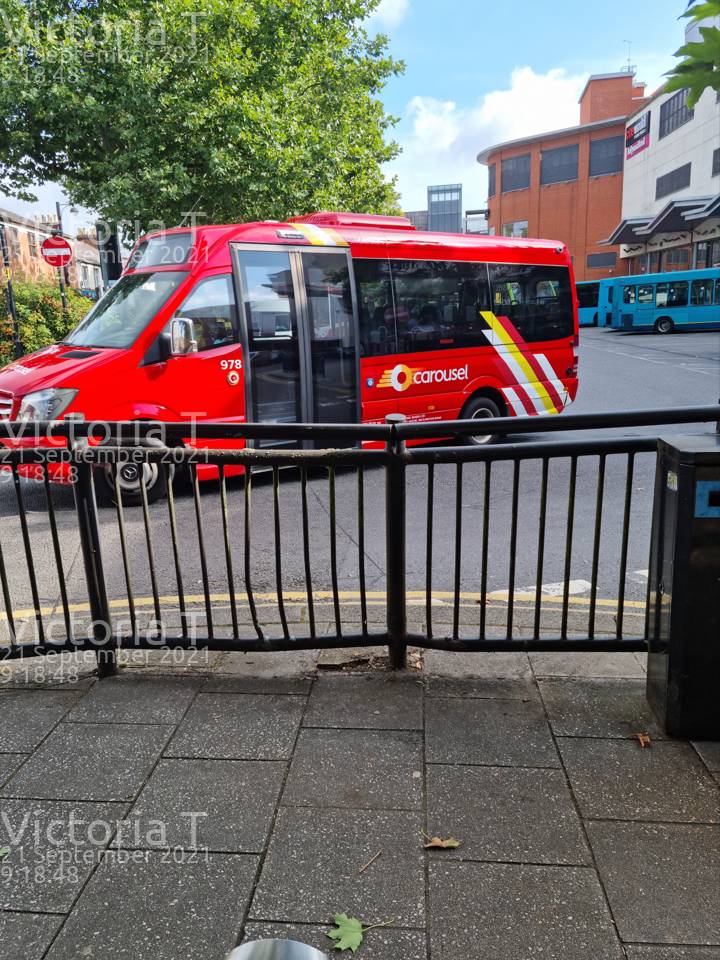 Image of Carousel Buses vehicle 978. Taken by Victoria T at 09:18:48 on 2021.09.21