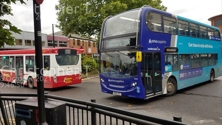 Image of Arriva Beds & Bucks vehicle 5462. Taken by Katherine T at 09:46:50 on 2021.10.05