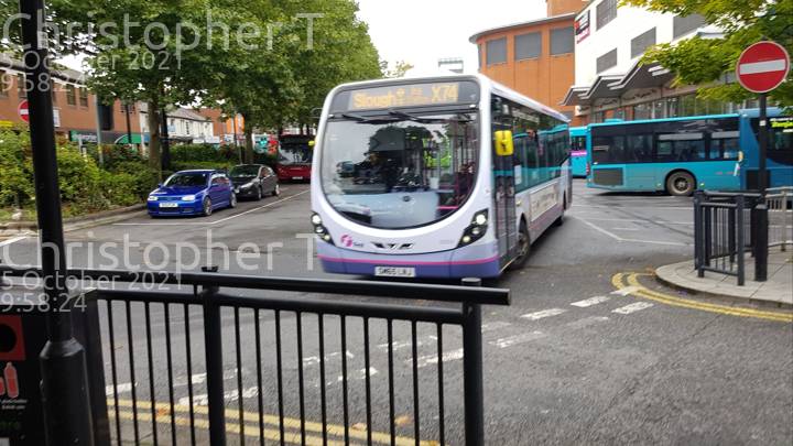 Image of First Berkshire & The Thames Valley vehicle 63314. Taken by Katherine T at 09:58:24 on 2021.10.05