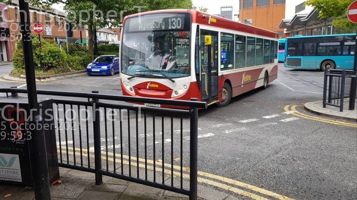 Image of Redline Buses vehicle 44. Taken by Katherine T at 09:59:03 on 2021.10.05