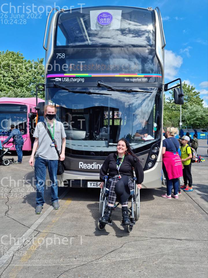 Image of Reading Buses vehicle 758. Taken by Katherine T at 10:24:28 on 2022.06.26