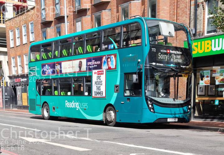 Image of Reading Buses vehicle 772. Taken by Katherine T at 08:56:18 on 2022.06.26