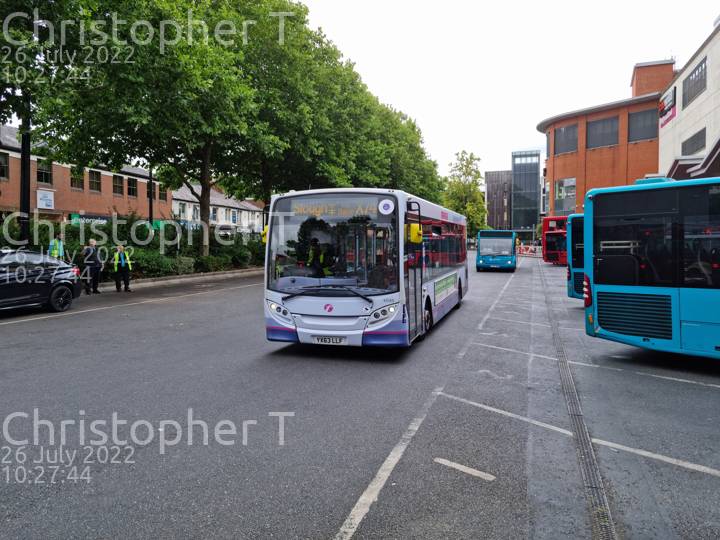 Image of First Berkshire & The Thames Valley vehicle 44566. Taken by Katherine T at 10:27:44 on 2022.07.26