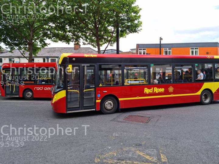 Image of Red Rose Travel vehicle 50523. Taken by Katherine T at 09:54:59 on 2022.08.01