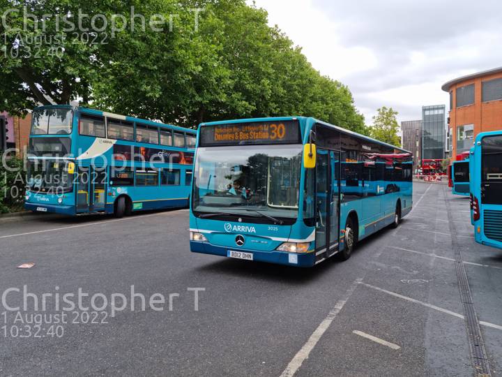 Image of Arriva Beds & Bucks vehicle 3025. Taken by Katherine T at 10:32:40 on 2022.08.01