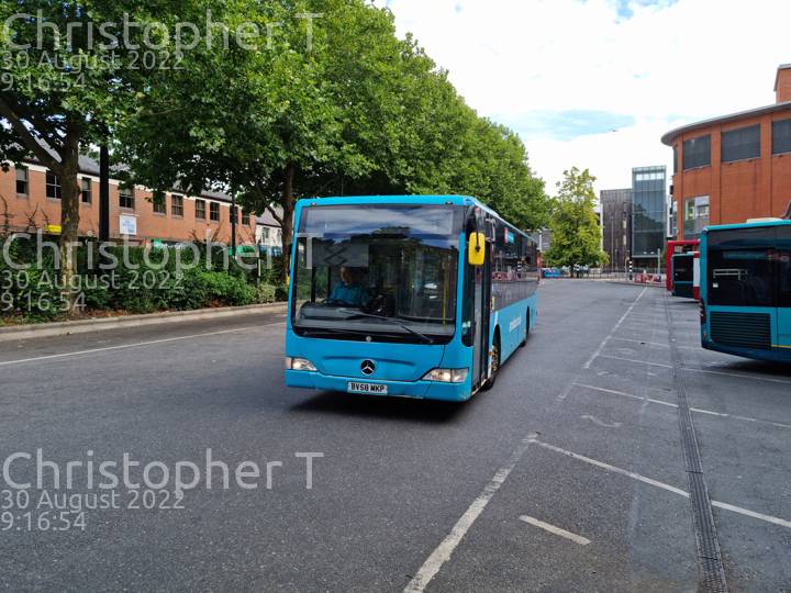Image of Arriva Beds & Bucks vehicle 3918. Taken by Katherine T at 09:16:54 on 2022.08.30