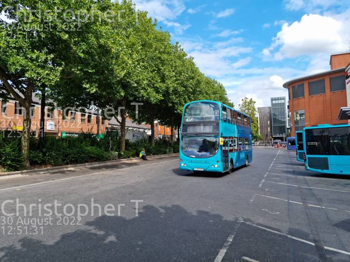 Image of Arriva Beds & Bucks vehicle 4210. Taken by Katherine T at 12:51:31 on 2022.08.30