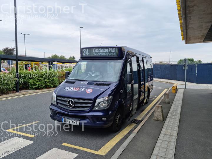 Image of Carousel Buses vehicle 976. Taken by Katherine T at 12:01:28 on 2022.09.02