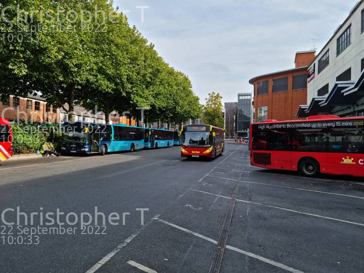 Image of Red Rose Travel vehicle 50521. Taken by Katherine T at 10:00:33 on 2022.09.22