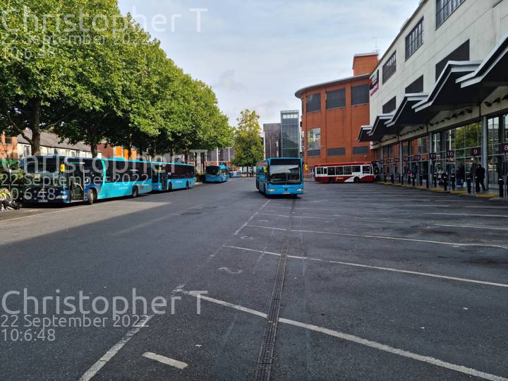 Image of Arriva Beds & Bucks vehicle 3015. Taken by Katherine T at 10:06:48 on 2022.09.22