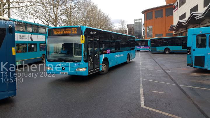 Image of Arriva Beds & Bucks vehicle 3011. Taken by Katherine T at 10:54:00 on 2022.02.14