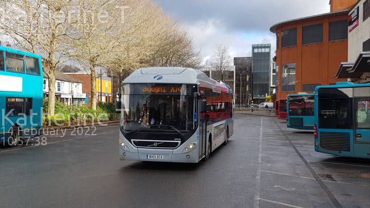 Image of First Berkshire & The Thames Valley vehicle 69928. Taken by Katherine T at 10:57:38 on 2022.02.14