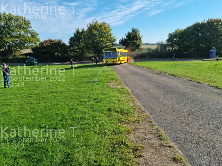 Image of Red Rose Travel vehicle 50520. Taken by Katherine T at 08:33:49 on 2022.09.25