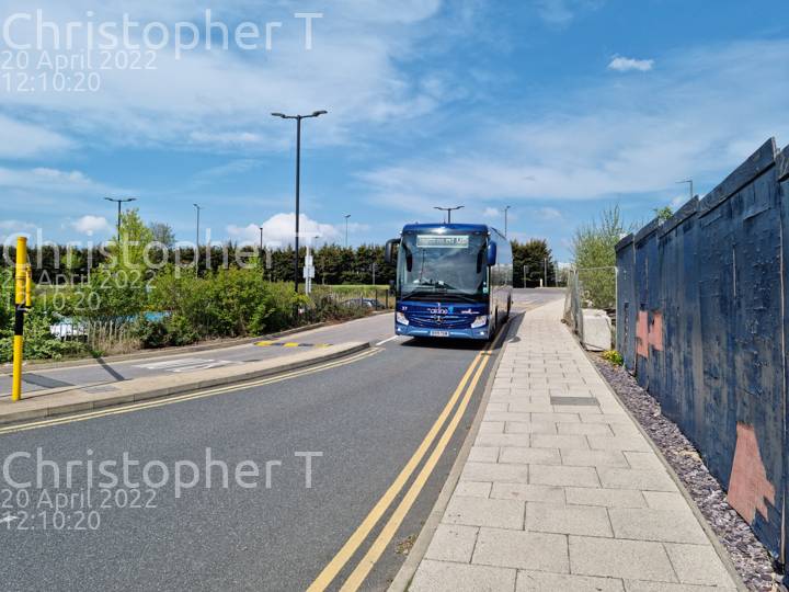 Image of Oxford Bus Company vehicle 37. Taken by Katherine T at 12:10:20 on 2022.04.20
