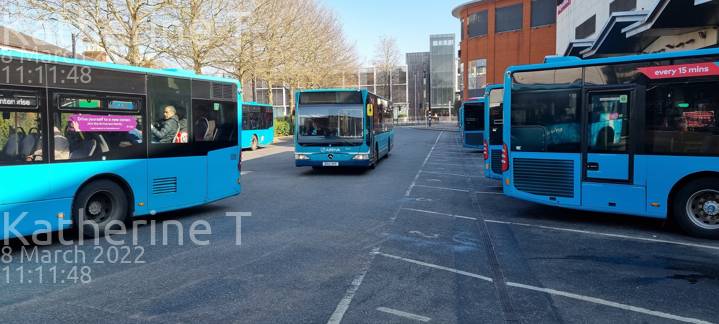 Image of Arriva Beds & Bucks vehicle 3021. Taken by Katherine T at 11:11:48 on 2022.03.08