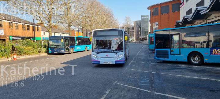 Image of First Berkshire & The Thames Valley vehicle 44564. Taken by Katherine T at 11:26:06 on 2022.03.08