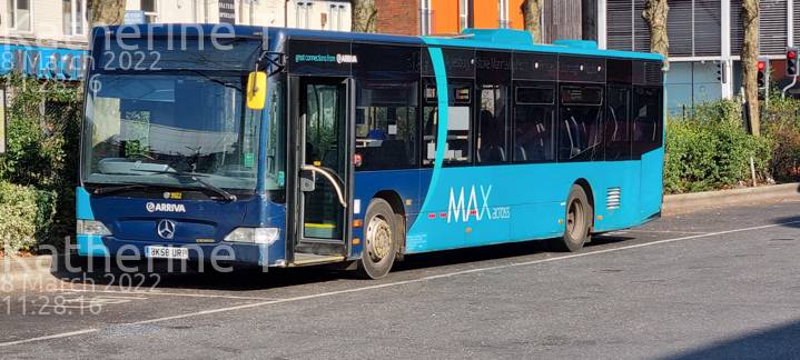 Image of Arriva Beds & Bucks vehicle 3922. Taken by Katherine T at 11:28:16 on 2022.03.08