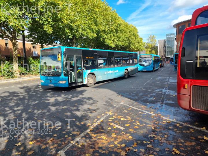 Image of Arriva Beds & Bucks vehicle 3013. Taken by Katherine T at 12:05:47 on 2022.10.17