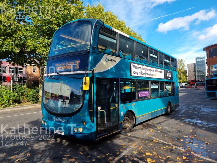 Image of Arriva Beds & Bucks vehicle 4212. Taken by Katherine T at 12:23:47 on 2022.10.17