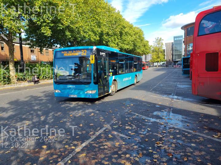 Image of Arriva Beds & Bucks vehicle 3029. Taken by Katherine T at 12:30:29 on 2022.10.17