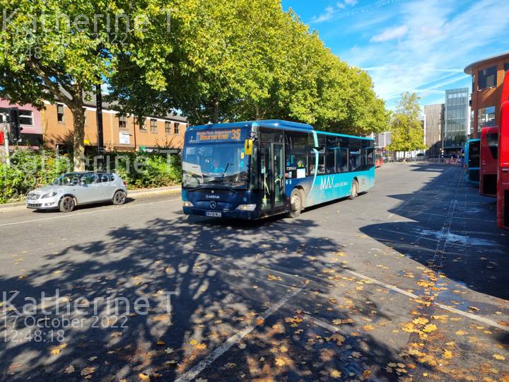 Image of Arriva Beds & Bucks vehicle 3916. Taken by Katherine T at 12:48:18 on 2022.10.17