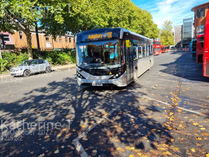 Image of Redline Buses vehicle 51. Taken by Katherine T at 12:52:02 on 2022.10.17