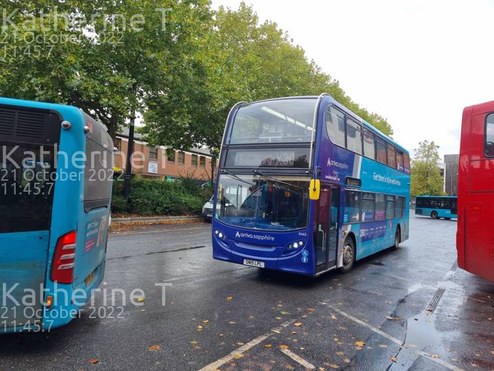 Image of Arriva Beds & Bucks vehicle 5462. Taken by Katherine T at 11:45:07 on 2022.10.21