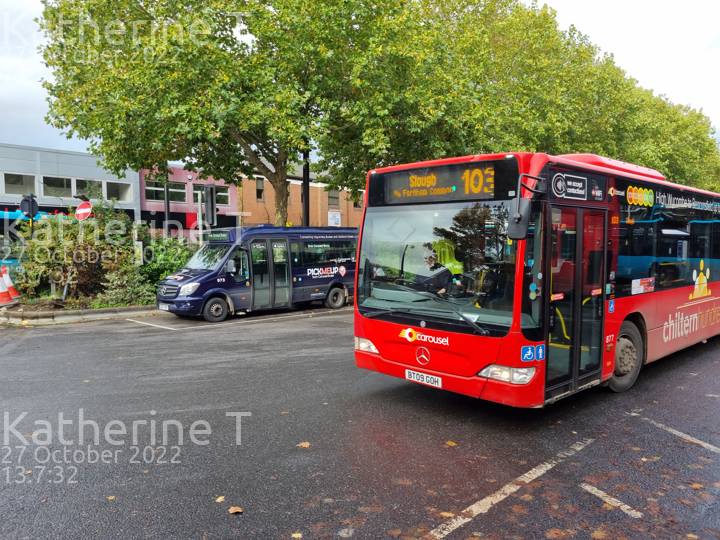 Image of Carousel Buses vehicle 877. Taken by Katherine T at 13:07:32 on 2022.10.27