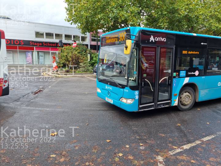 Image of Arriva Beds & Bucks vehicle 3018. Taken by Katherine T at 13:25:55 on 2022.10.27