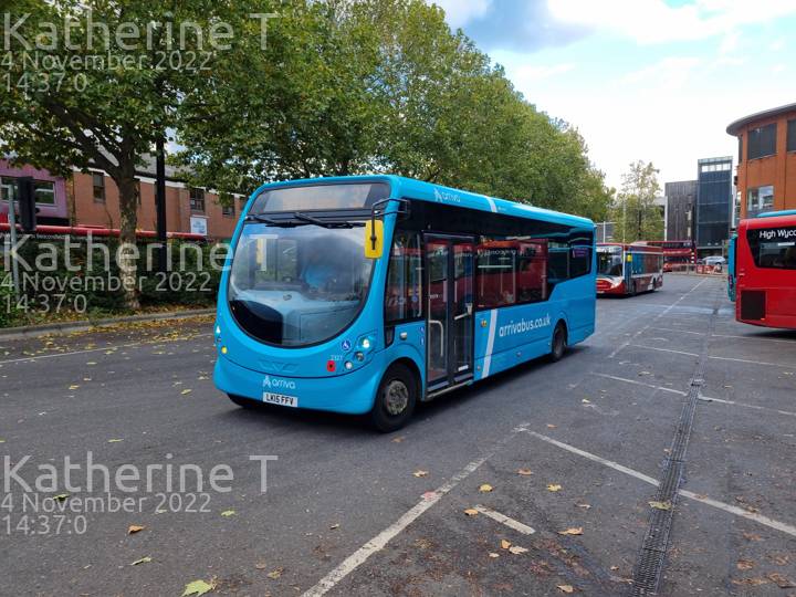Image of Arriva Beds & Bucks vehicle 2327. Taken by Katherine T at 14:37:00 on 2022.11.04
