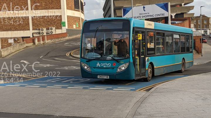 Image of Arriva Kent and Surrey vehicle 4060. Taken by Alex C at 13:04:34 on 2022.11.26