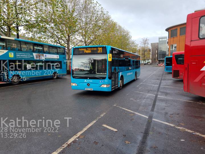Image of Arriva Beds & Bucks vehicle 3025. Taken by Katherine T at 13:29:26 on 2022.11.28
