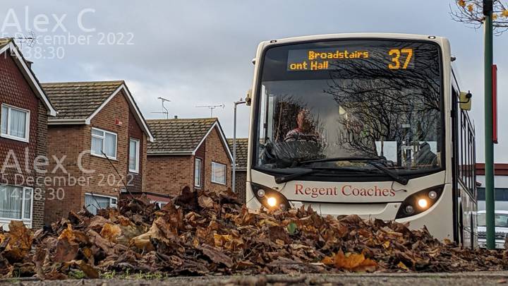 Image of Regent Coaches vehicle YX09FNF. Taken by Alex C at 14:38:30 on 2022.12.05