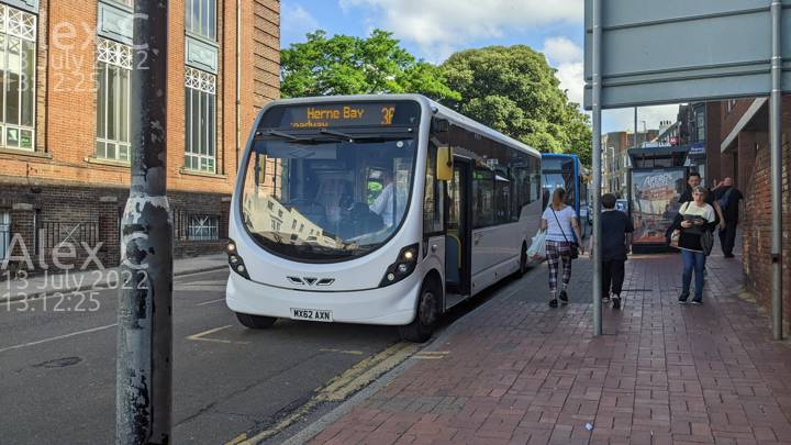 Image of Regent Coaches vehicle MX62AXN. Taken by Alex C at 13:12:25 on 2022.07.13