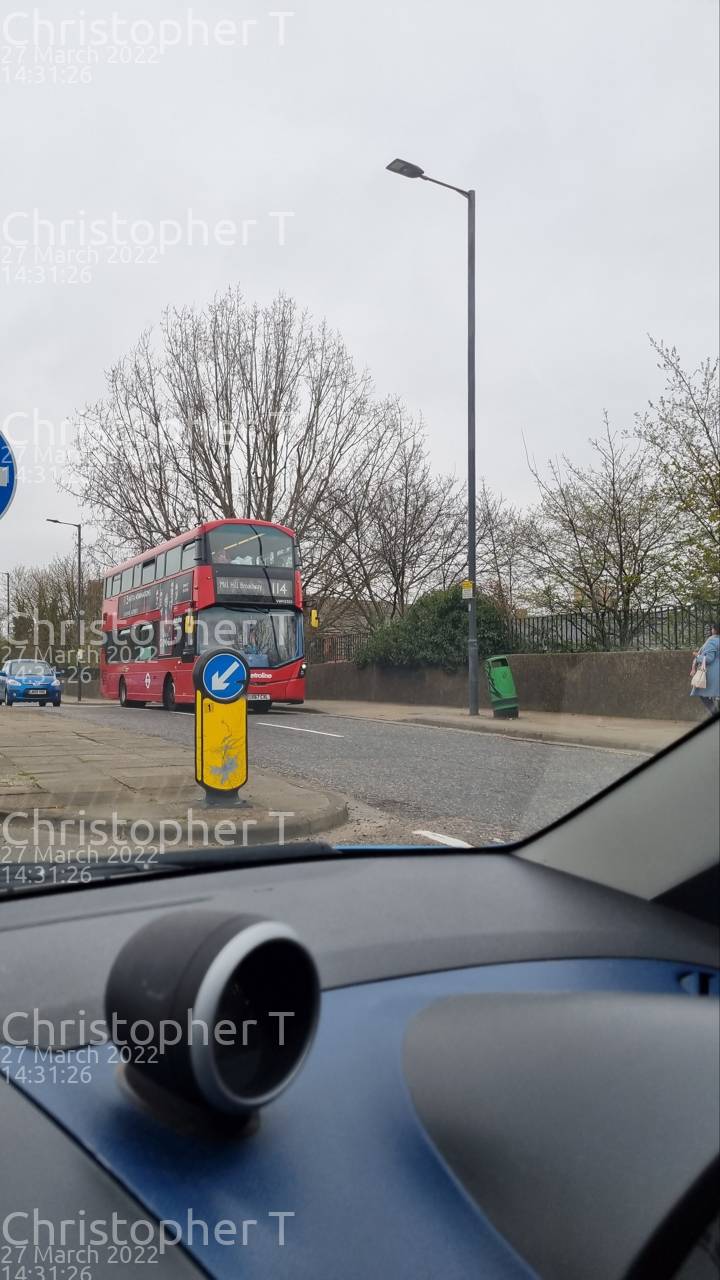 Image of Metroline London vehicle VWH2353. Taken by Katherine T at 14:31:26 on 2022.03.27