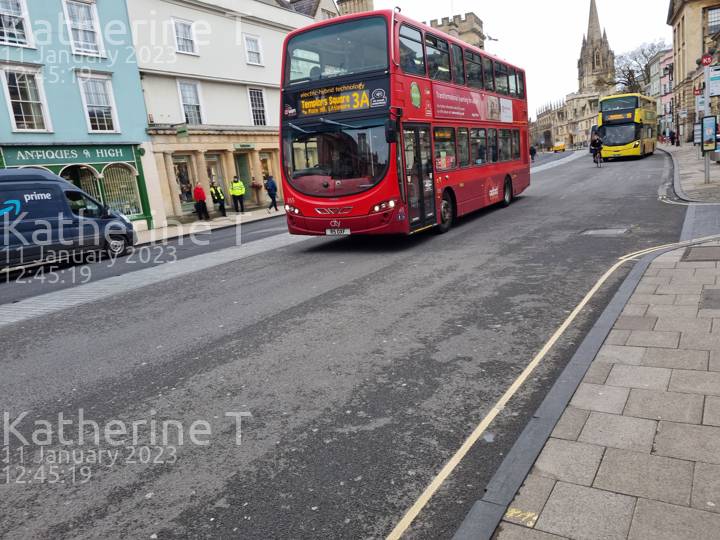 Image of Oxford Bus Company vehicle 355. Taken by Katherine T at 12:45:19 on 2023.01.11