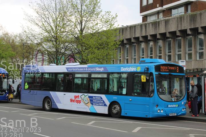 Image of First Berkshire & The Thames Valley vehicle 69394. Taken by Sam B at 12:28:00 on 2023.04.22