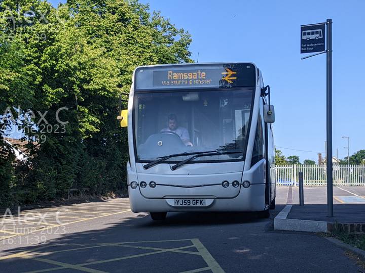 Image of YMS Travel - General Vehicles vehicle YJ59GFK. Taken by Alex C at 16:11:39 on 2023.06.04