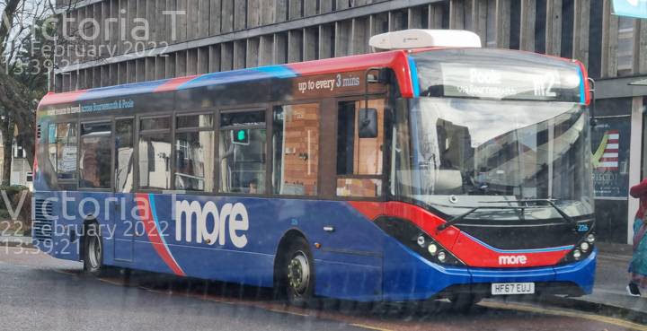 Image of MoreBus vehicle 226. Taken by Victoria T at 13:39:21 on 2022.02.22
