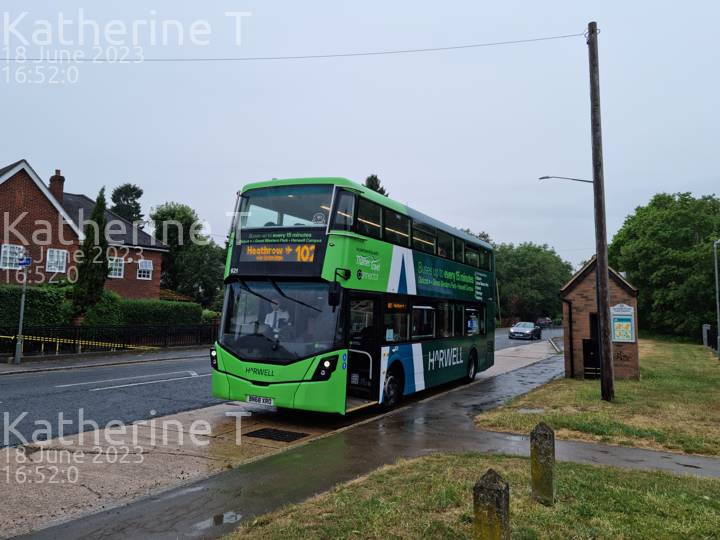 Image of Thames Travel vehicle 621. Taken by Katherine T at 16:52:00 on 2023.06.18