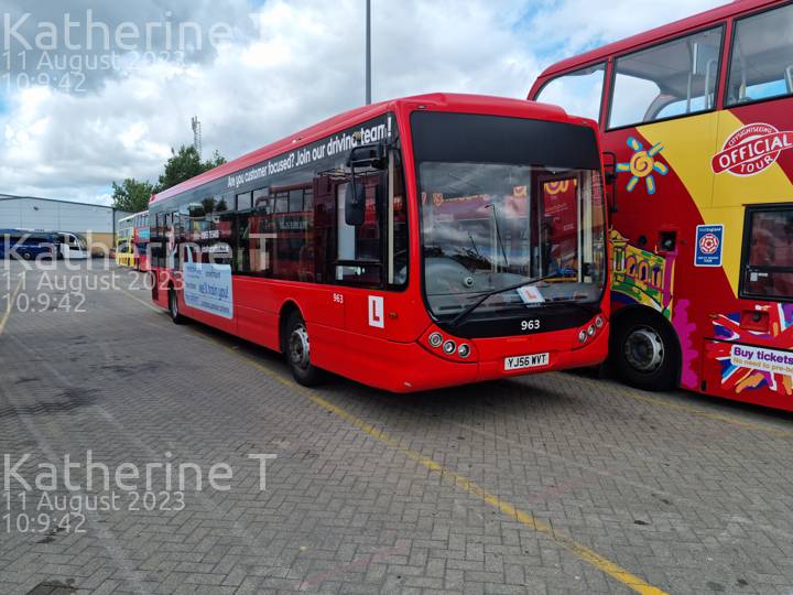 Image of Go-Ahead Oxford (Head Office) vehicle 963. Taken by Katherine T at 10:09:42 on 2023.08.11